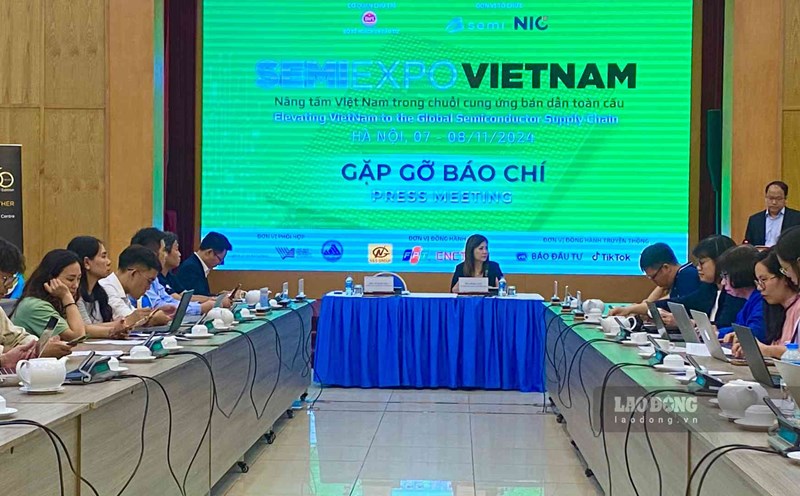 Scene of the press conference on the afternoon of October 23 about SemiExpo Vietnam 2024 Semiconductor Industry Exhibition. Photo: Tuyet Lan