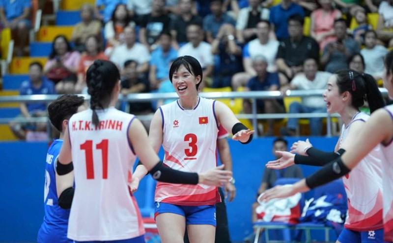 Vietnam women's volleyball team at SEA VLeague. Photo: VFV