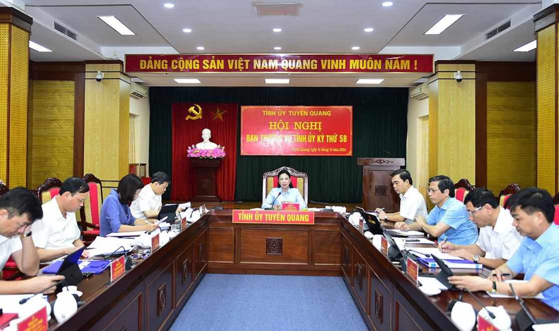 The Standing Committee of Tuyen Quang Provincial Party Committee decided to expel 1 Party member. Photo: Tuyen Quang Newspaper