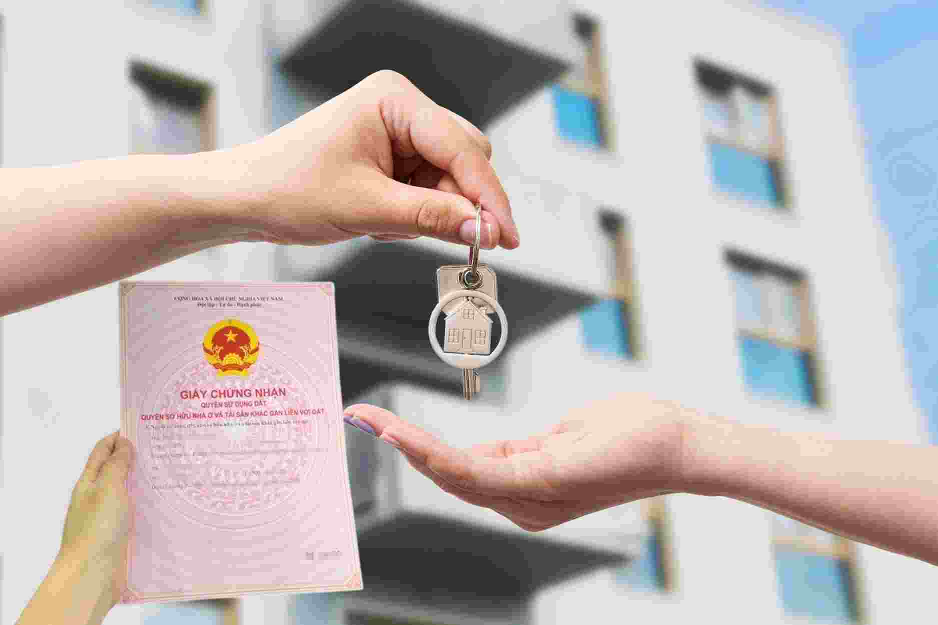 Can I buy and sell an apartment without a pink book?