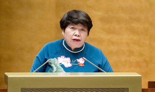 Chủ nhiệm Ủy ban Xã hội của Quốc hội Nguyễn Thúy Anh cho biết, dự thảo Luật Công đoàn (sửa đổi) được chỉnh lý theo hướng không quy định việc phân phối kinh phí công đoàn khi có nhiều tổ chức đại diện của người lao động. Ảnh: Quốc hội