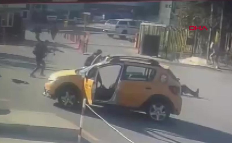 Hiện trường vụ tấn công khủng bố ở Thổ Nhĩ Kỳ. Ảnh: AFP