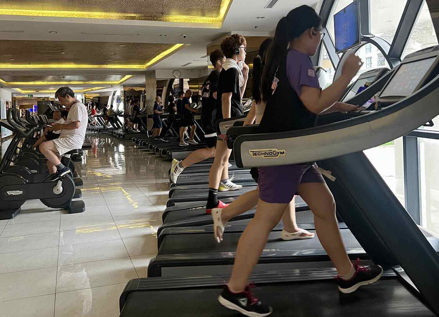 Choose the right time to exercise to effectively lower blood sugar. Photo: Kieu Vu