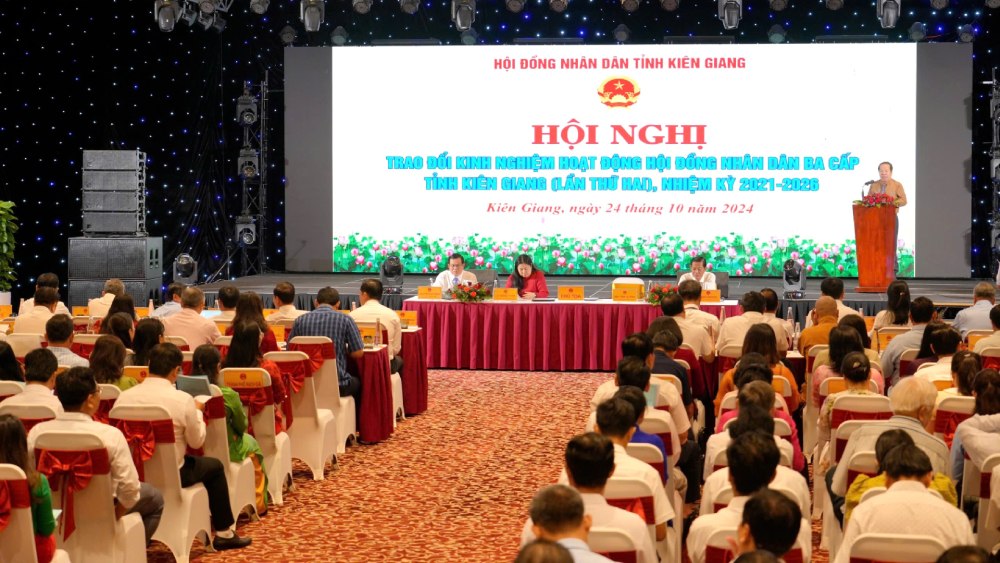 Resolutions passed, when well implemented, will greatly contribute to promoting socio-economic development. Photo: Xuan Nhi