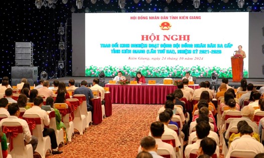 Các nghị quyết được thông qua khi triển khai thực hiện tốt sẽ góp phần rất lớn thúc đẩy phát triển kinh tế - xã hội. Ảnh: Xuân Nhi