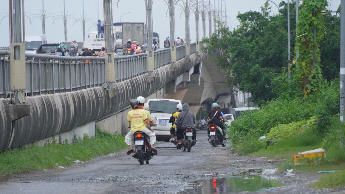 Theo ong Khoa, thanh pho se som trien khai trong quy 4 de hoan tat thu tuc tiep nhan, nang cap doan duong nay de dam bao an toan giao thong va my quan do thi.