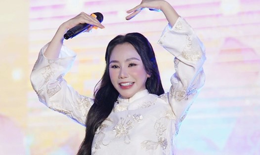 Hồ Quỳnh Hương trong đêm nhạc. Ảnh: Nghệ sĩ cung cấp
