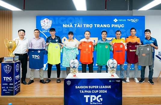 The 2024 SaiGon Super League football tournament will change many formats towards professionalism. Photo: Dinh Thao