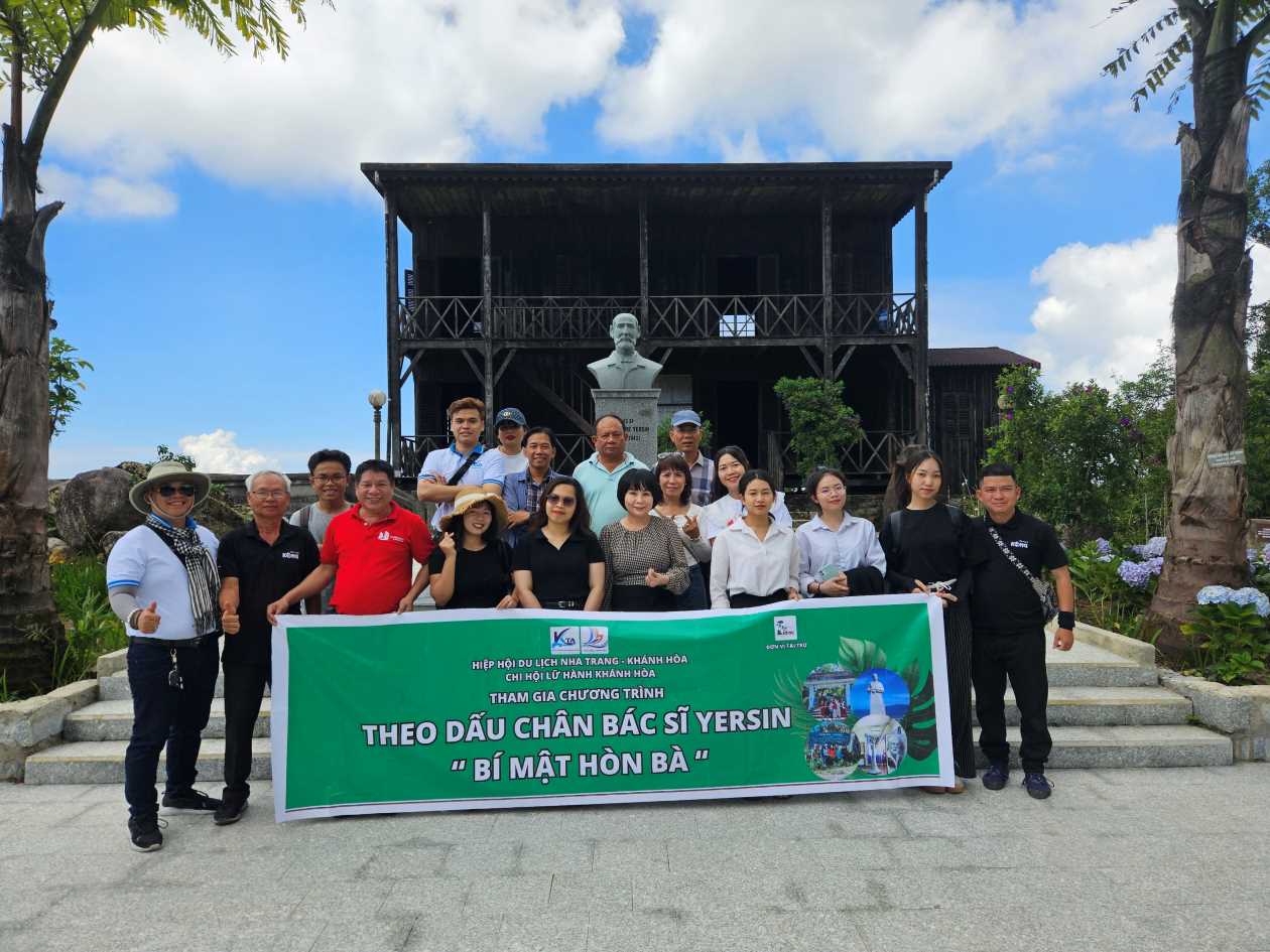 Tour “Theo dau chan bac si Yersin” duoc Chi hoi Lu hanh Khanh Hoa xay dung va ket noi. Anh: Phuong Linh