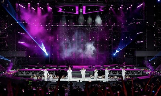 Hình ảnh concert Anh trai vượt ngàn chông gai. Ảnh: Nhà sản xuất cung cấp