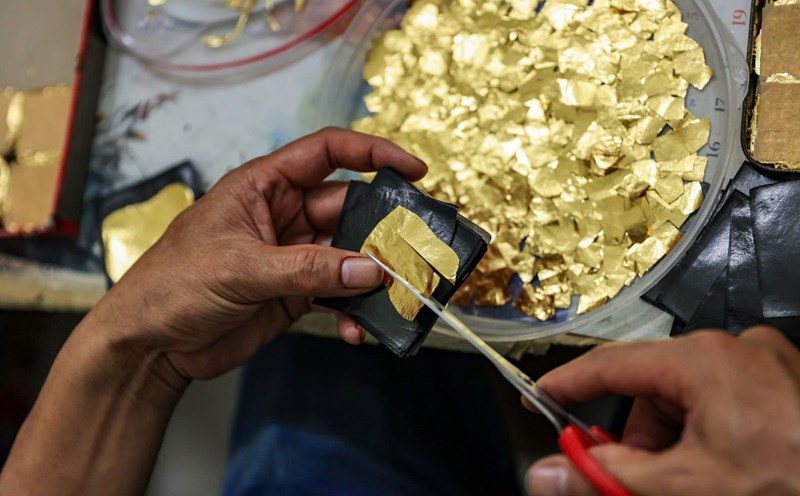 Preserving the gold and silver craft in Kieu Ky (Gia Lam, Hanoi). Photo: Hoang Nam