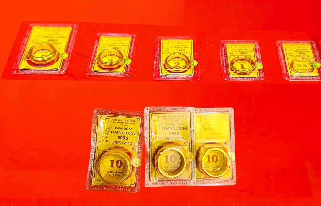 The price of plain gold rings has continuously increased sharply in the past 6 months. Illustration photo: Phan Anh