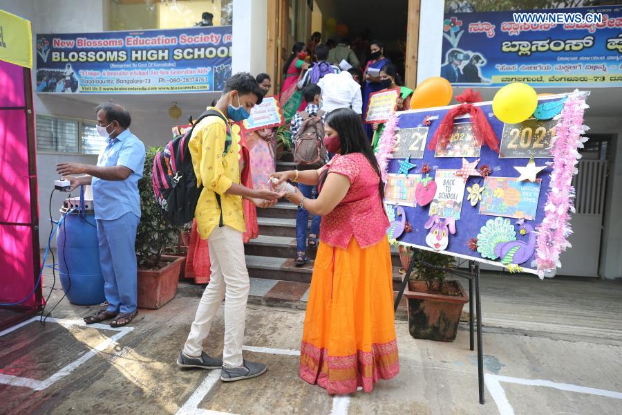 The race for university entrance exams to get into good schools in India begins as early as teens. Photo: Xinhua