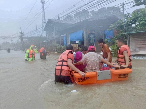 More than 2 million people were affected by Typhoon Trami, paralyzing transportation and tourism activities in many places in the Philippines. Photo: PGA