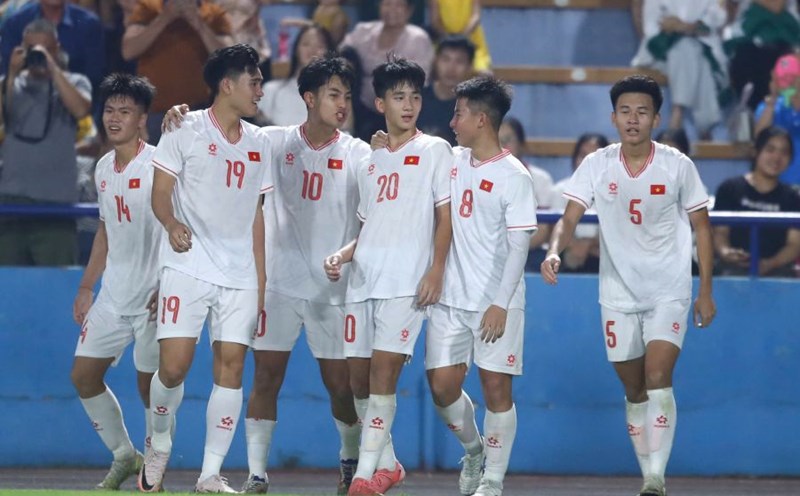 Vietnam U17 must beat Yemen U17 to win the top spot in Group I of the Asian U17 qualifying round. Photo: Minh Dan