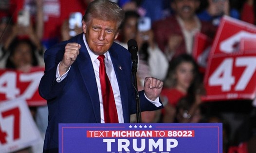 Cựu Tổng thống Mỹ Donald Trump vận động tranh cử trong cuộc bầu cử Mỹ 2024 tại Novi, Michigan ngày 26.10. Ảnh: AFP