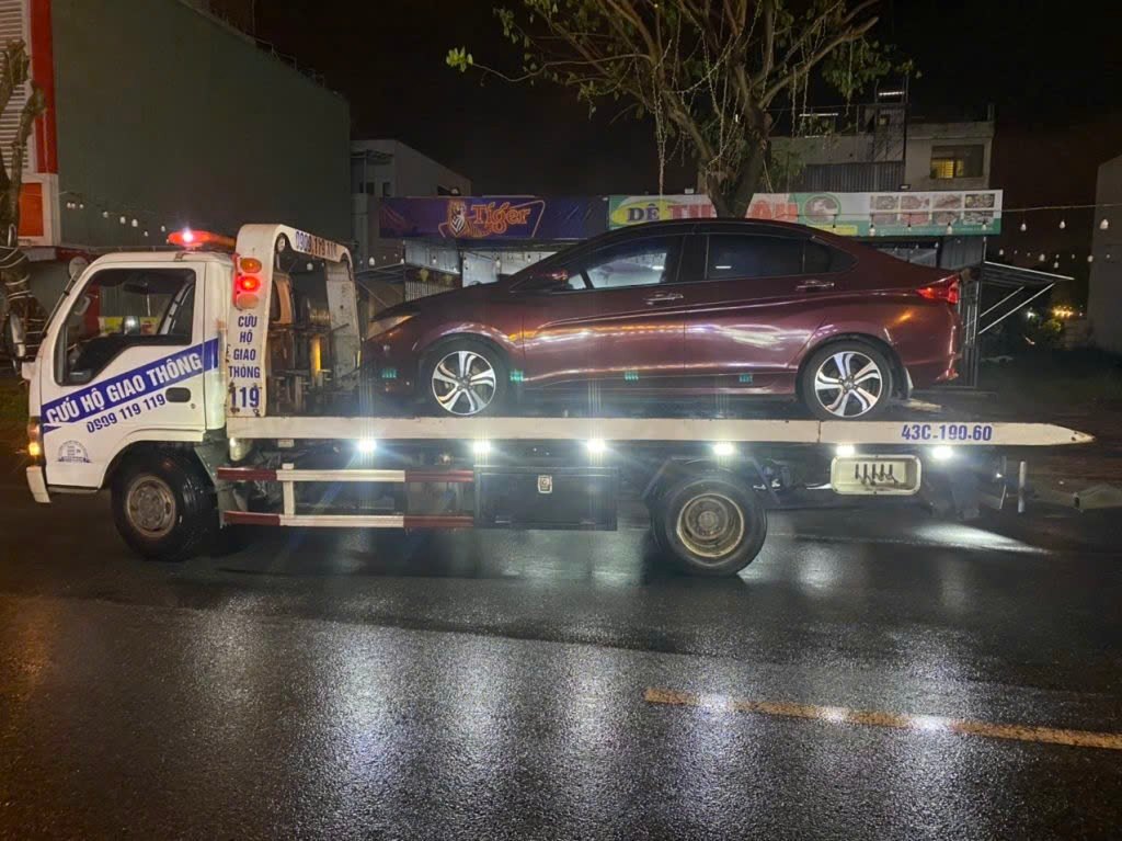 Da Nang offers free traffic rescue and takes tourists to the airport. Photo: My Linh