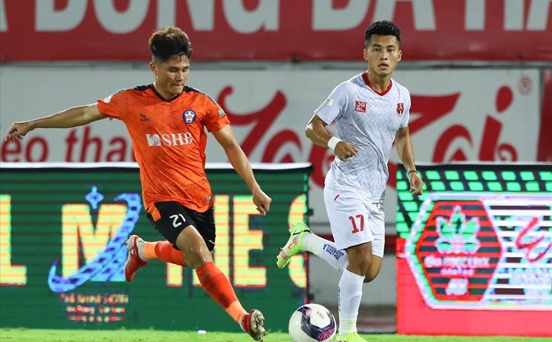 The match between Da Nang and Hai Phong has been postponed to tomorrow (October 28). Photo: Viet Dinh