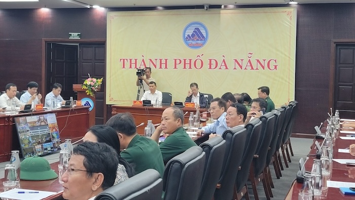 Da Nang established a Forward Command Committee to respond to storm Tra Mi. Photo: Da Nang City People's Committee