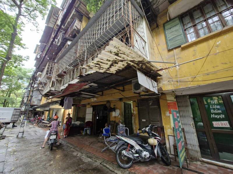 A corner of Nghia Do apartment building (Cau Giay district, Hanoi). Photo: Thu Giang