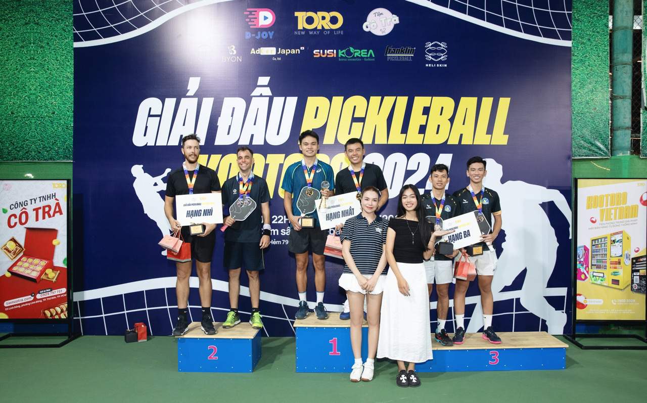 Trà Ngọc Hằng tổ chức thành công giải Pickleball