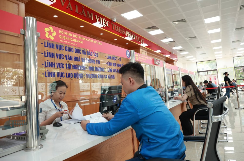 Strongly innovating working style and manners towards science and professionalism is one of the requirements for cadres and party members. Photo: Hai Nguyen