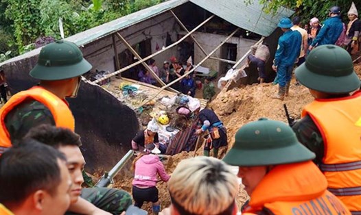 Hà Nội chủ động triển khai đồng bộ các hoạt động sẻ chia, hỗ trợ, giúp đỡ đồng bào gặp thiên tai. Ảnh: Phạm Đông