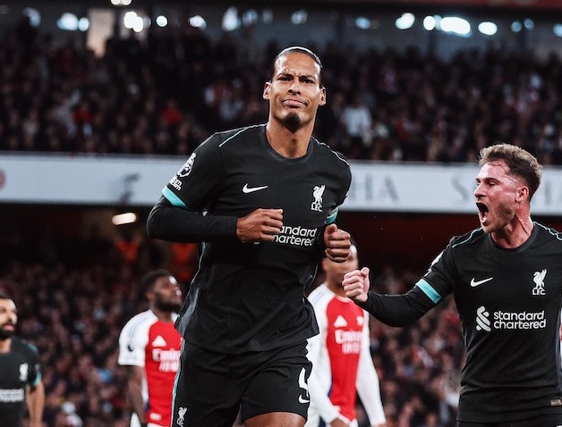 Van Dijk go hoa cho Liverpool. Anh: LFC