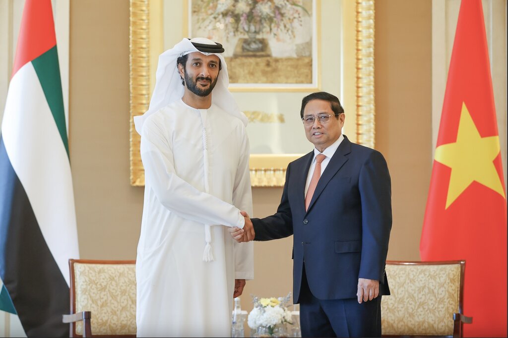 Prime Minister Pham Minh Chinh and UAE Minister of Economy Abdulla bin Touq Al Marri. Photo: VGP