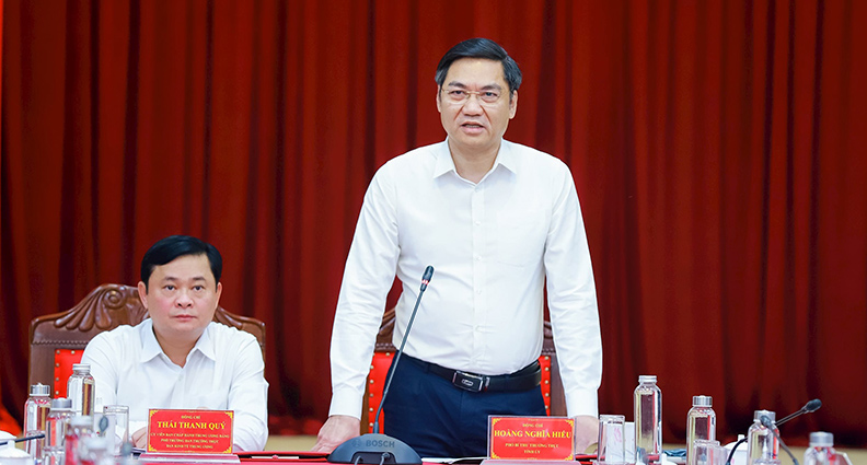 Standing Deputy Secretary of Nghe An Provincial Party Committee Hoang Nghia Hieu was assigned to run the Provincial Party Committee. Photo: Thanh Duy