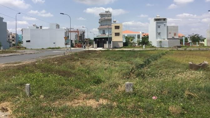 Phan khuc dat nen, can ho duoc du bao khoi sac do nguon cung khan hiem. Anh: Kieu Phung.