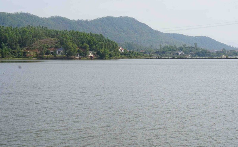 The project to renovate and build Thanh Long Lake eco-tourism area with an area of over 1,500 hectares will be implemented in Chi Linh City, Hai Duong Province. Photo: Cong Hoa