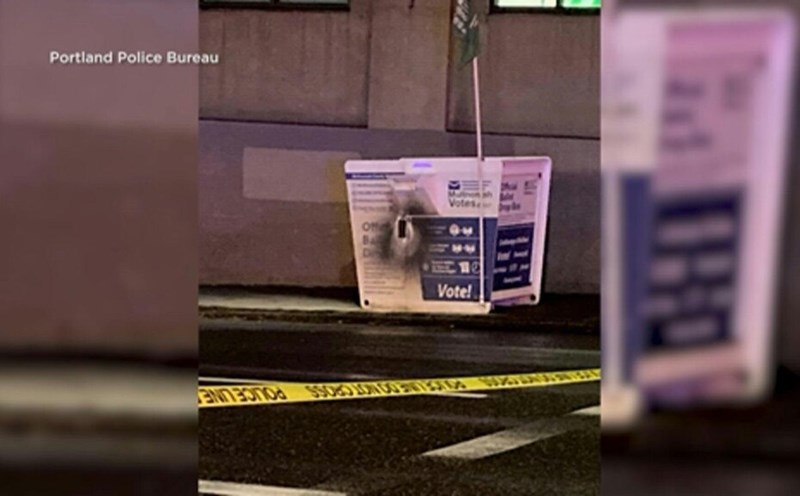 US election ballot boxes were set on fire, causing many ballots to burn. Photo: AFP