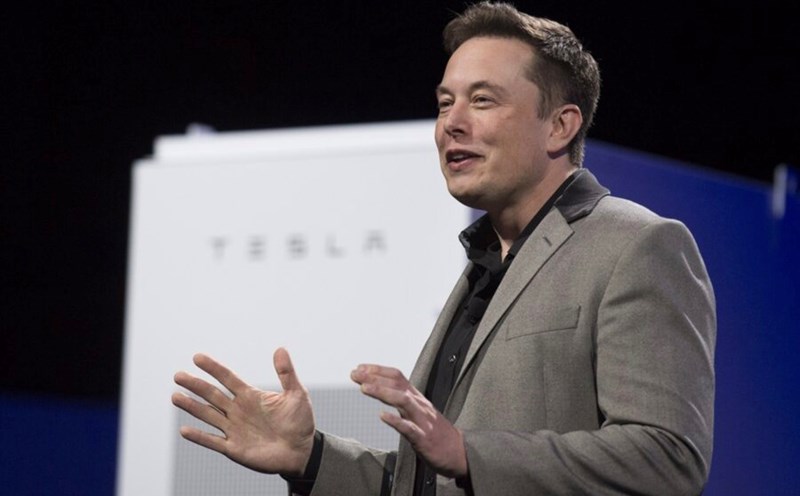 Billionaire Elon Musk is being sued over a program that rewards US voters with $1 million a day. Photo: Xinhua