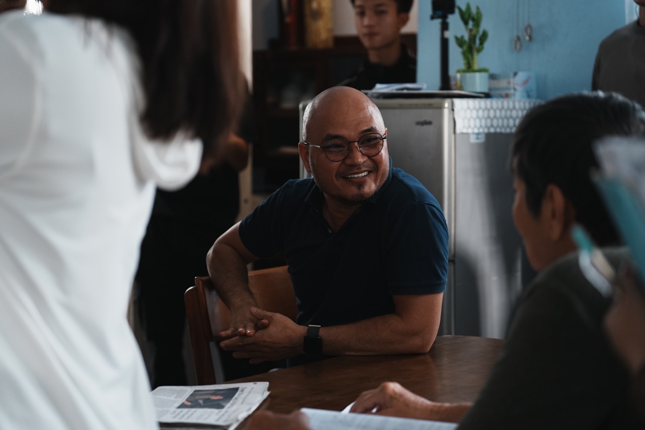 Director Hoang Tuan Cuong returns with the film "The Yin and Yang Road". Photo: Producer.