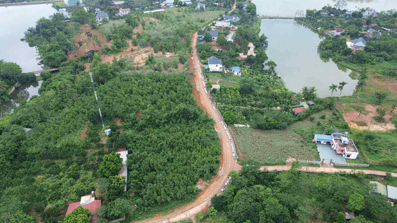 Panoramic view of the road construction package for the road renovation and upgrading project. Photo: Dang Tinh