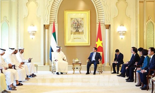 Thủ tướng Chính phủ Phạm Minh Chính tiếp ông Saltan Bin Ahmed Al Jaber - Bộ trưởng Công nghiệp và Công nghệ cao, CEO Tập đoàn Dầu khí Quốc gia Abu Dhabi của UAE (ADNOC). Ảnh: TTXVN