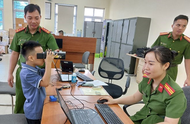 Mức lệ phí cấp đổi, cấp lại thẻ căn cước