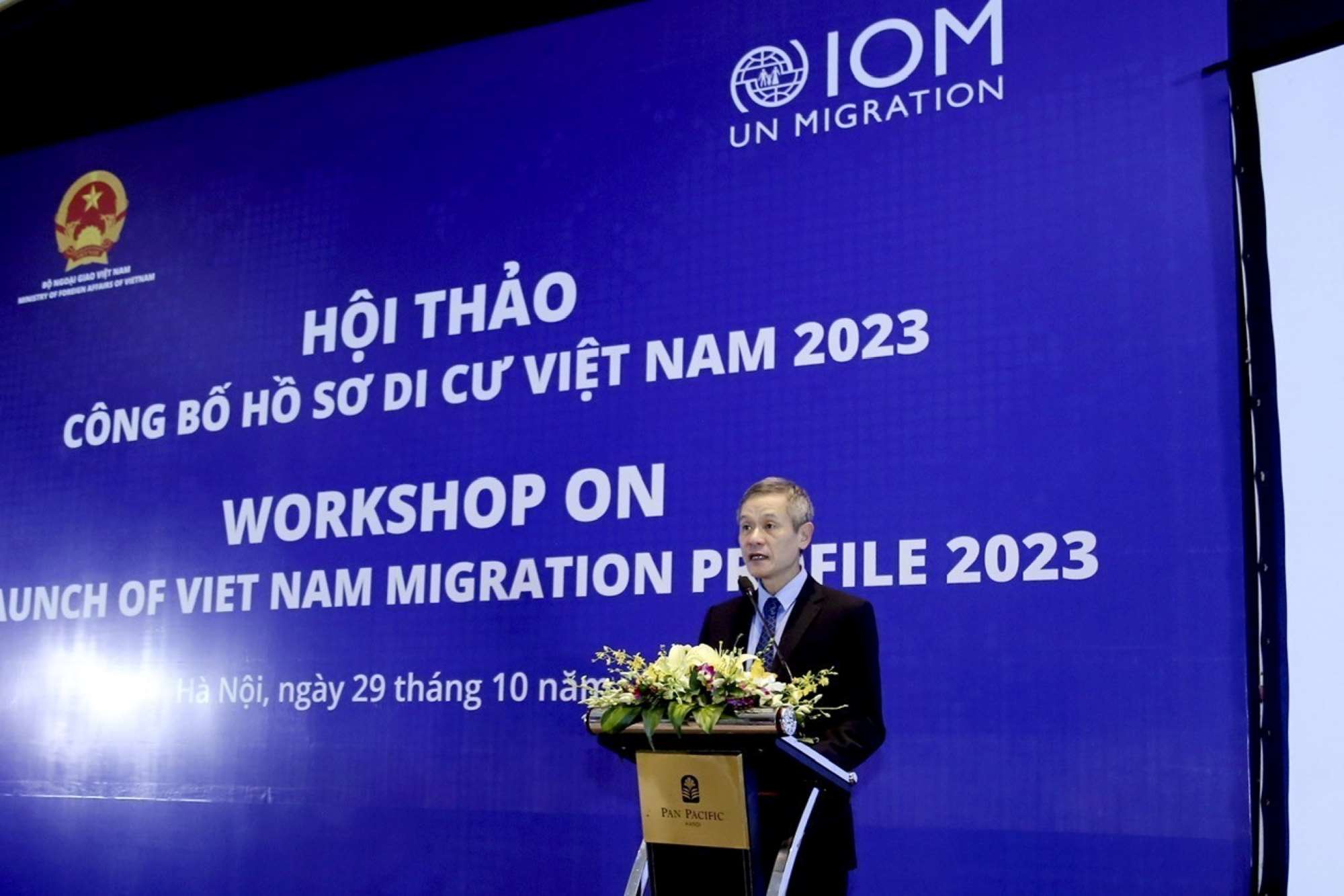 Assistant Minister of Foreign Affairs Nguyen Minh Vu speaks at the conference. Photo: VNA
