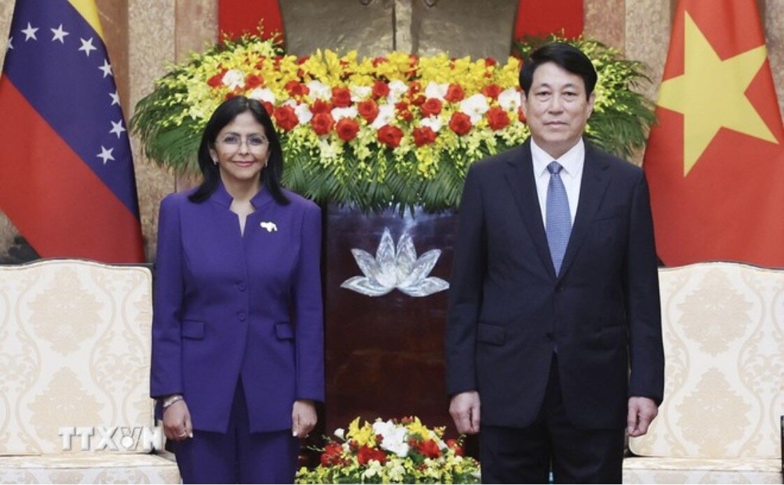 President Luong Cuong received Permanent Vice President and Minister of Petroleum of the Bolivarian Republic of Venezuela Delcy Rodriguez Gomez. Photo: VNA