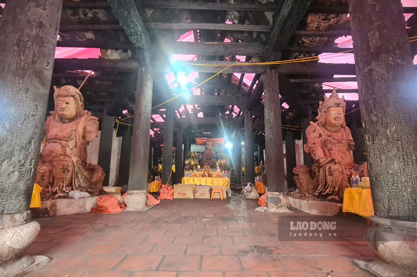 Inside the Tam Bao temple of Pho Quang pagoda, where the fire broke out on the morning of October 23. Photo: To Cong.