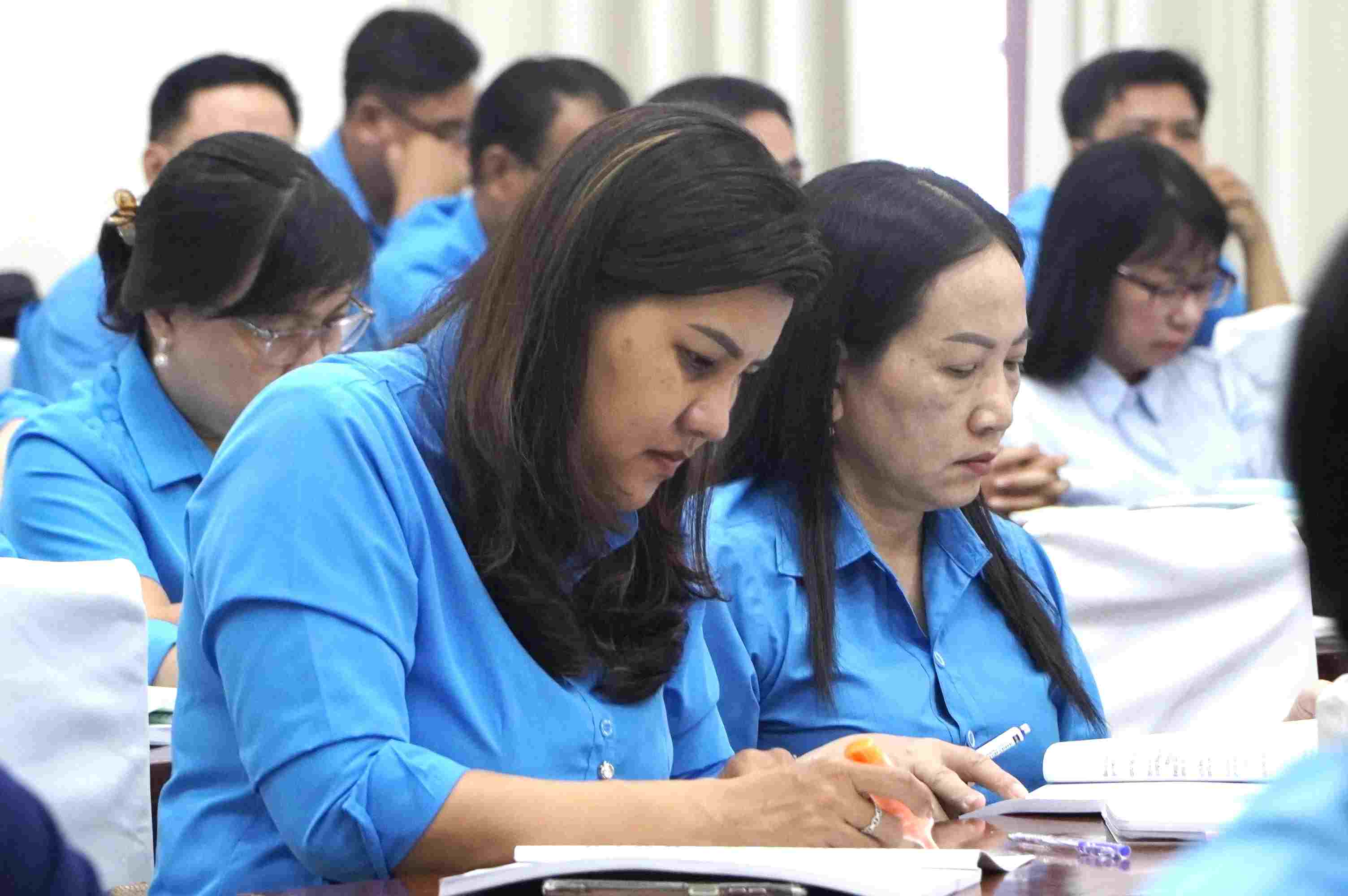 Cán bộ Công đoàn tham gia lớp tập huấn. Ảnh: Nguyên Anh