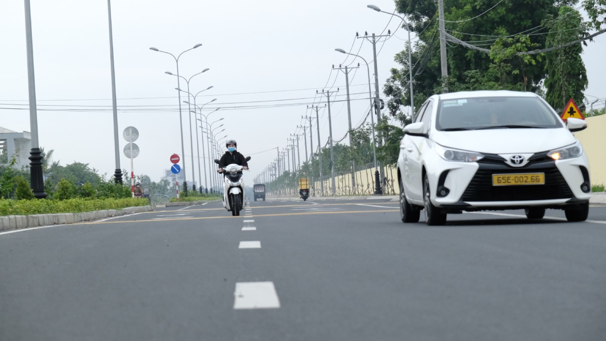 Đường Vành đai sân bay Cần Thơ hoàn thành sau gần 5 năm thi công. Ảnh: Yến Phương