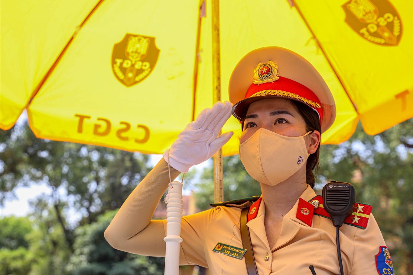 Hanoi City Police announced the traffic diversion plan for people to understand and comply with. Photo: The Century