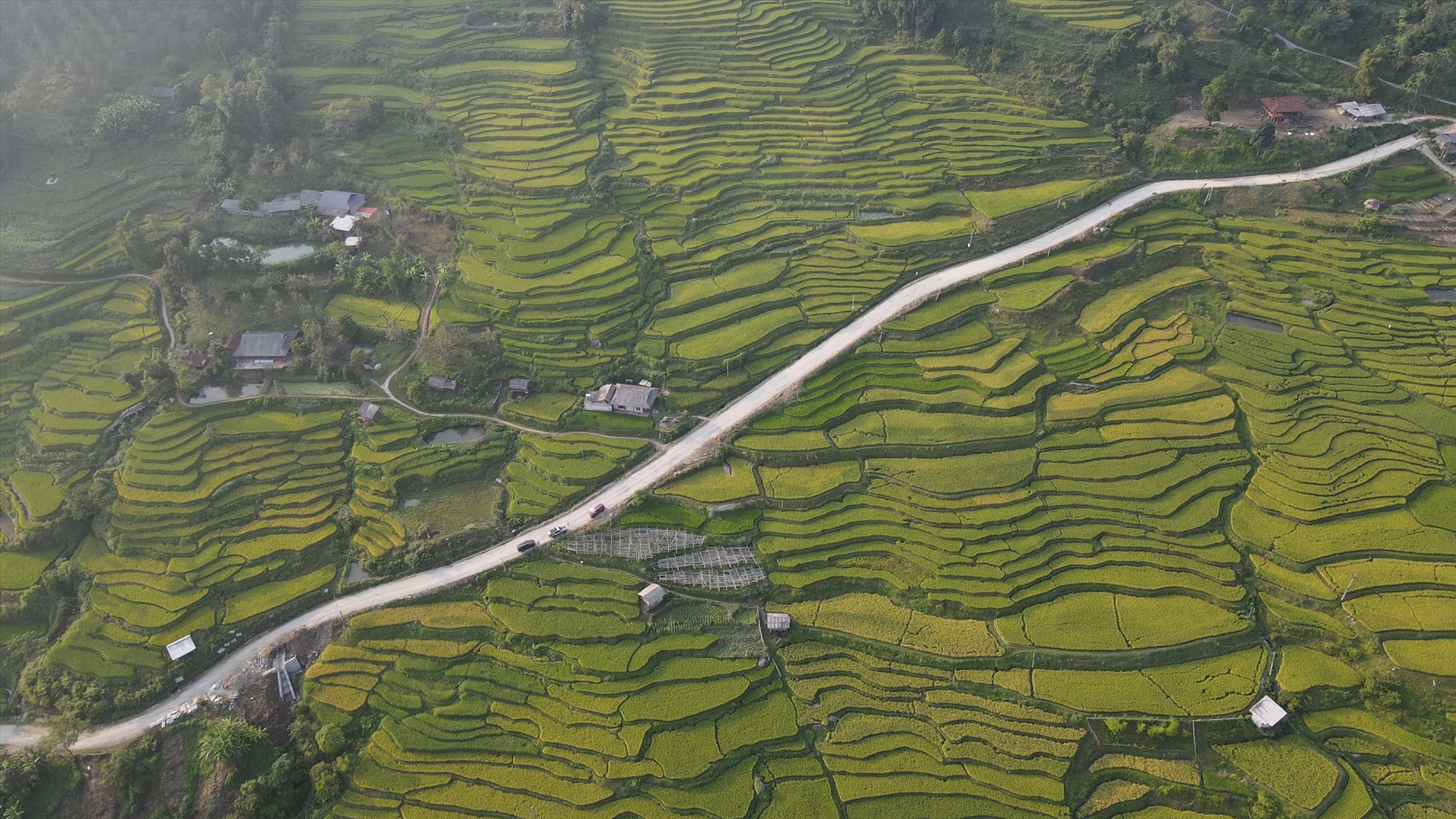 Ruong bac thang o Hong Thai, xa vung cao cach trung tam huyen li Na Hang hon 50km. Anh: Trang Vu