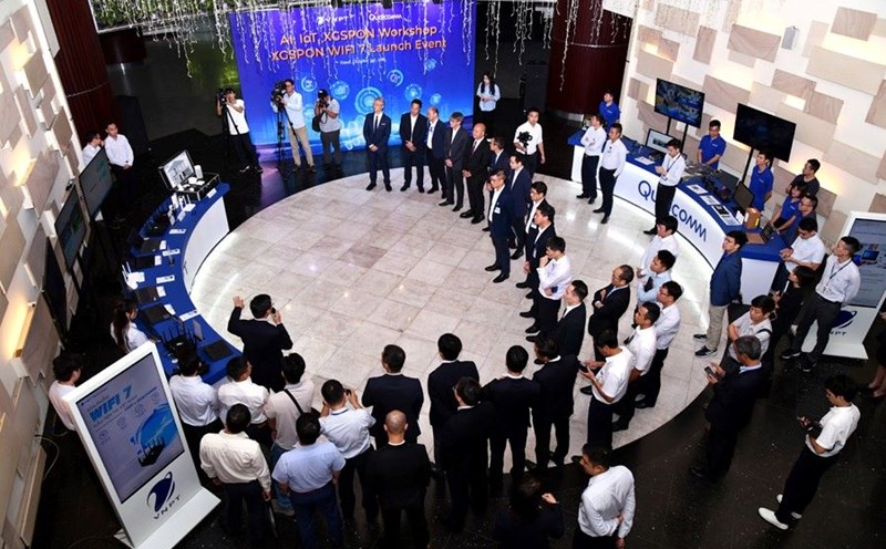 VNPT is the first network operator in Vietnam to successfully develop a new generation Internet service provider using XGS-PON WiFi 7 technology. Photo: Hung Cao