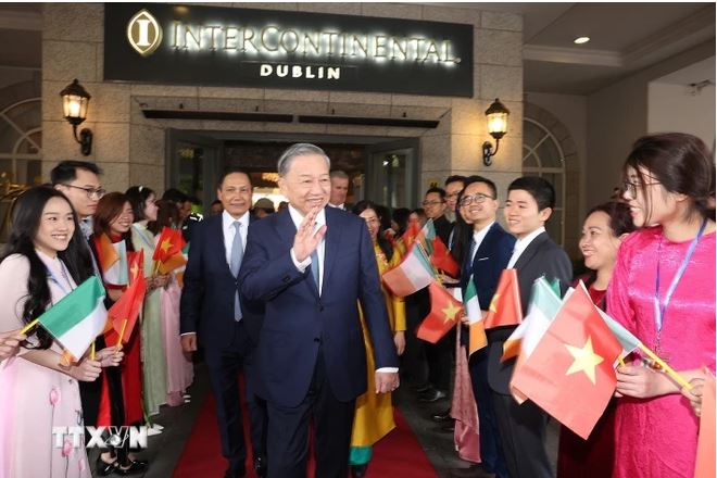 General Secretary and President To Lam concluded his state visit to Ireland on the evening of October 3. Photo: VNA