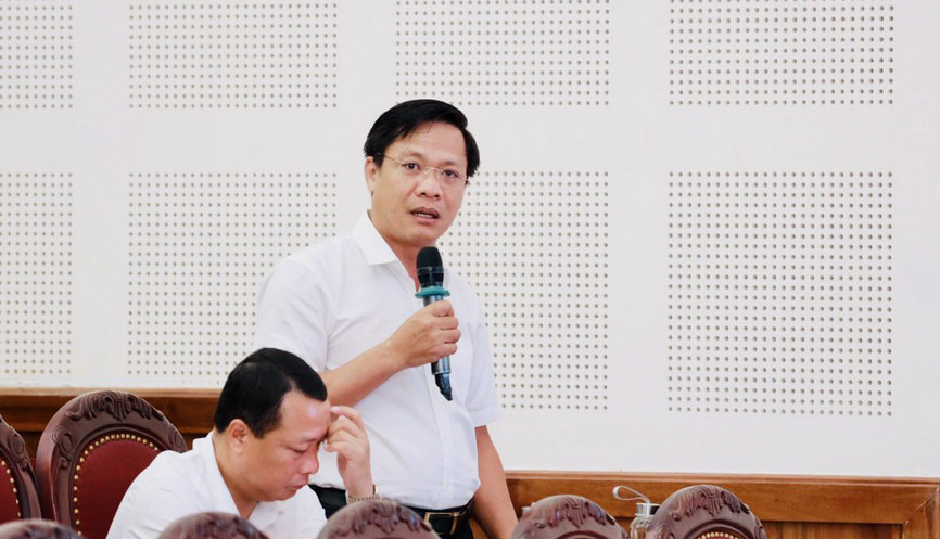 Mr. Vu Tuan Dung - Deputy Director of the Department of Construction - was transferred and appointed by Nghe An Provincial Party Committee to hold the position of Deputy Secretary of Yen Thanh District Party Committee. Photo: Hai Dang