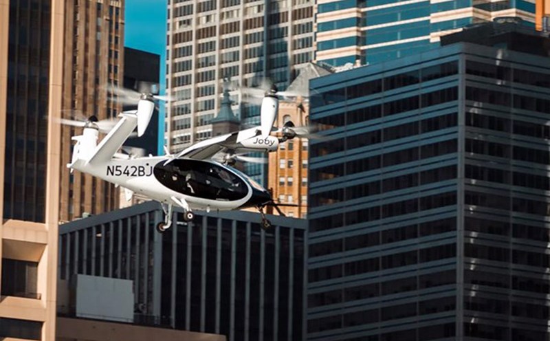 Joby's flying taxi flies over New York City (USA). Photo: Joby Aviation