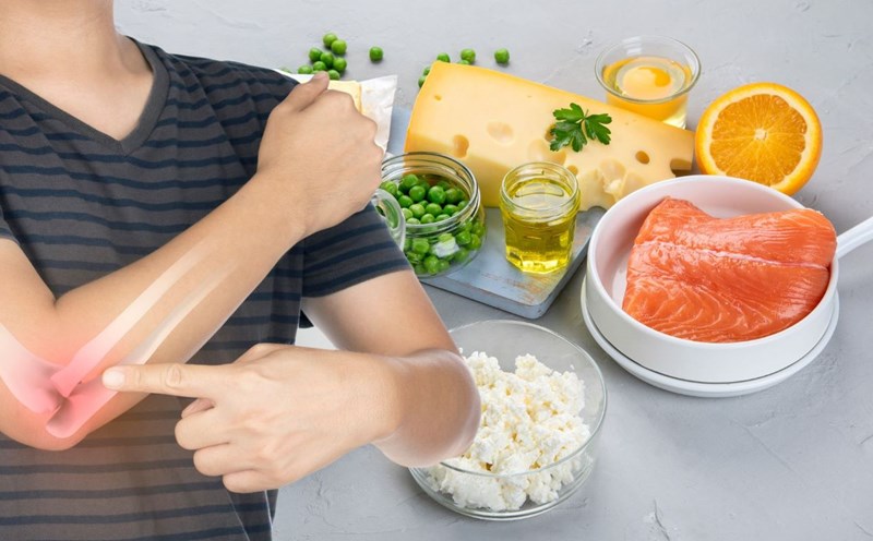 Enjoy a breakfast rich in calcium and vitamin D to help strengthen bones. Graphics: Thanh Thanh